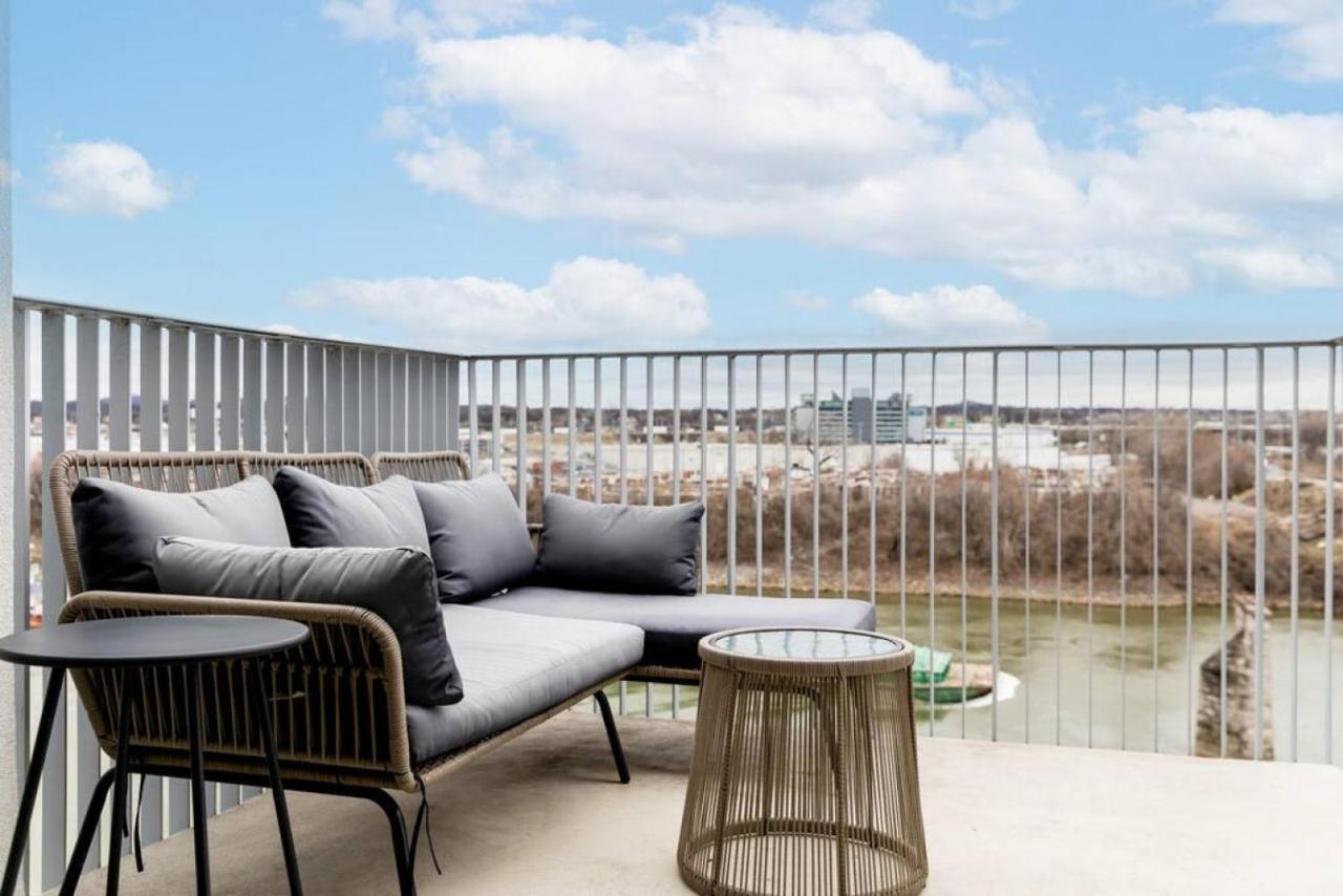 Stunning River View Condo Walk To Downtown Rooftop Patio Nashville Exterior foto